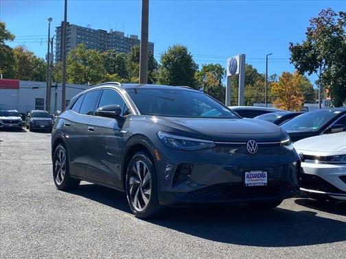 2023 Volkswagen ID.4 Pro