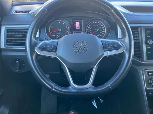 2020 Volkswagen Atlas Cross Sport 2.0T SE
