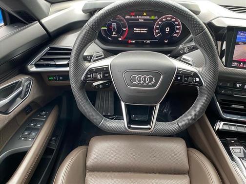 2022 Audi e-tron GT Prestige