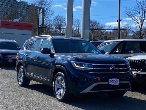 2023 Volkswagen Atlas 3.6L SE w/Technology