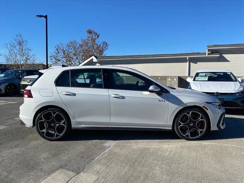 2026 Volkswagen Golf GTI 2.0T S DSG