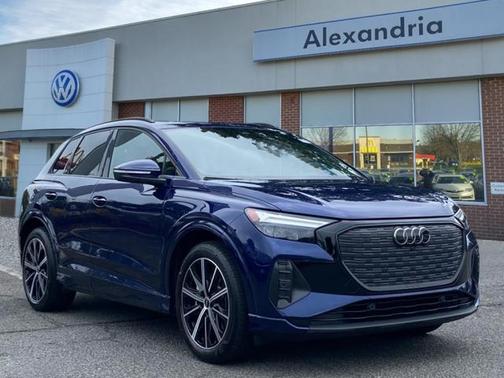 2025 Audi Q4 e-tron Premium 45 quattro