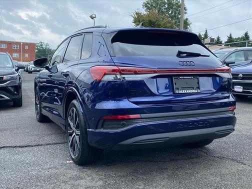 2025 Audi Q4 e-tron Premium 45 quattro