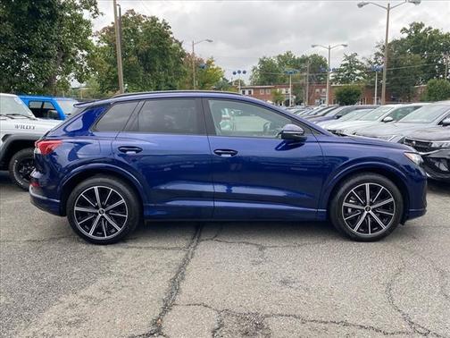 2025 Audi Q4 e-tron Premium 45 quattro