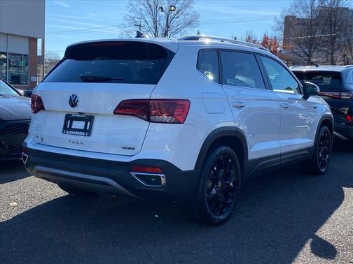 2022 Volkswagen Taos 1.5T SE