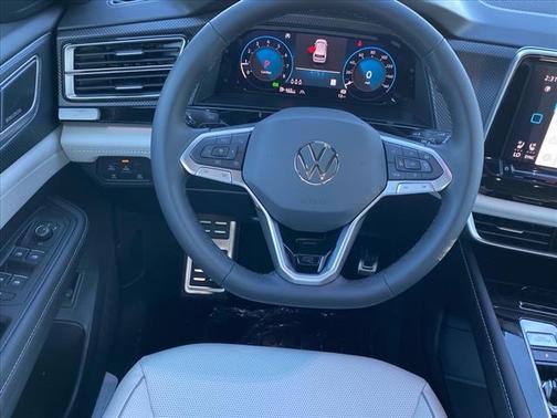 2026 Volkswagen Atlas Cross Sport 2.0T SEL Premium