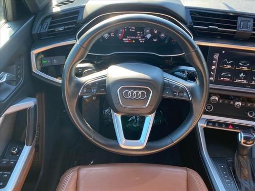 2023 Audi Q3 Premium 45 TFSI S line quattro Tiptronic