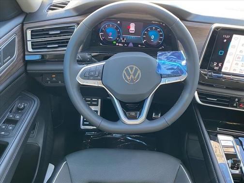 2026 Volkswagen Atlas 2.0T SEL Premium R-Line 4MOTION