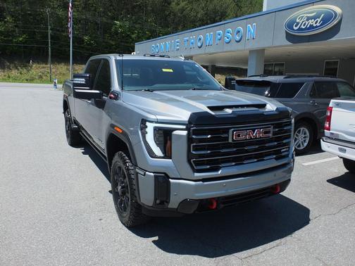 Sterling Metallic 2025 GMC Sierra 2500 AT4