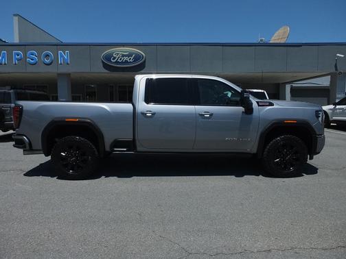 Sterling Metallic 2025 GMC Sierra 2500 AT4