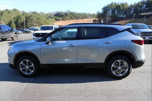 2024 Chevrolet Blazer 2LT