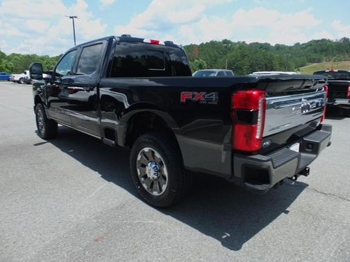 Agate Black Metallic 2026 Ford F-250 King Ranch