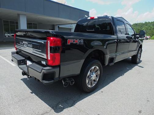 Agate Black Metallic 2026 Ford F-250 King Ranch