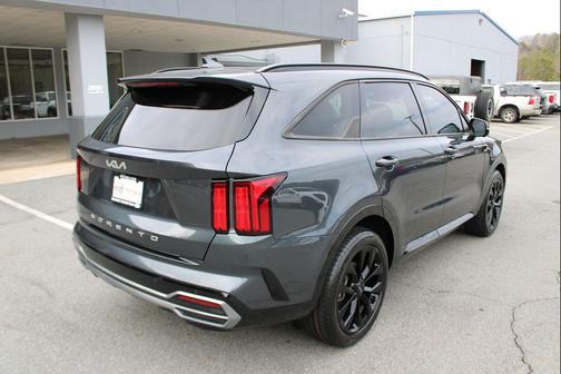 2022 Kia Sorento SX