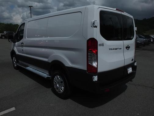 Oxford White 2025 Ford Transit-250 Base