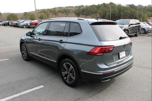 2024 Volkswagen Tiguan 2.0T Wolfsburg Edition