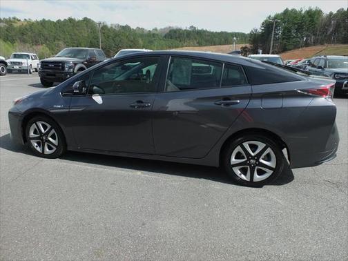 2018 Toyota Prius Four Touring