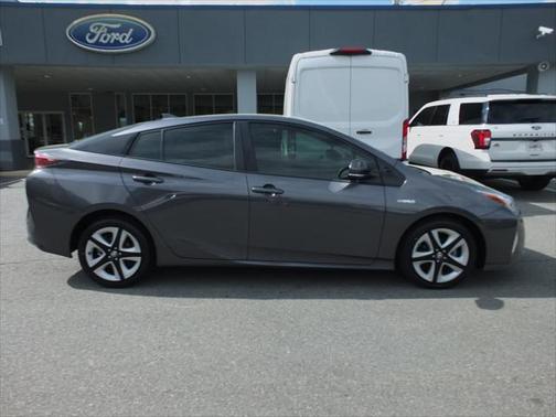 2018 Toyota Prius Four Touring