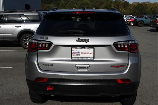 2023 Jeep Compass Trailhawk