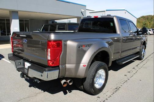 2022 Ford F-350 Lariat