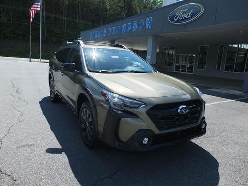 Green Metallic 2025 Subaru Outback Onyx Edition
