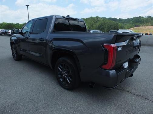 2023 Toyota Tundra Platinum