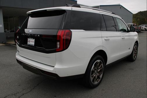 2025 Ford Expedition King Ranch