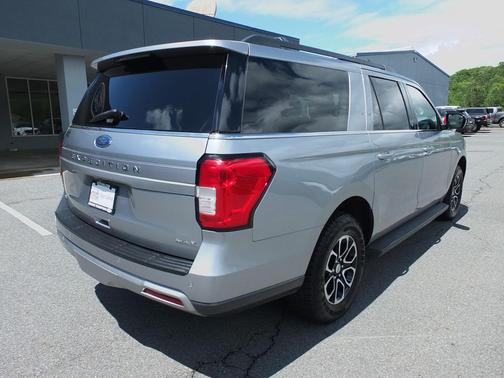 Silver Metallic 2024 Ford Expedition Max XLT