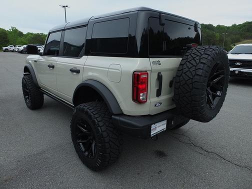 Desert Sand 2026 Ford Bronco Big Bend