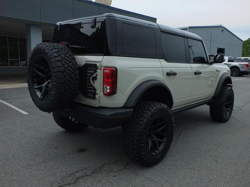 Desert Sand 2026 Ford Bronco Big Bend