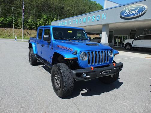 Hydro Blue Pearlcoat 2021 Jeep Gladiator Mojave 4x4