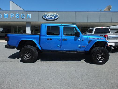 Hydro Blue Pearlcoat 2021 Jeep Gladiator Mojave 4x4
