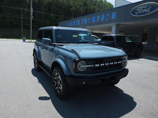 Area 51 2022 Ford Bronco Outer Banks
