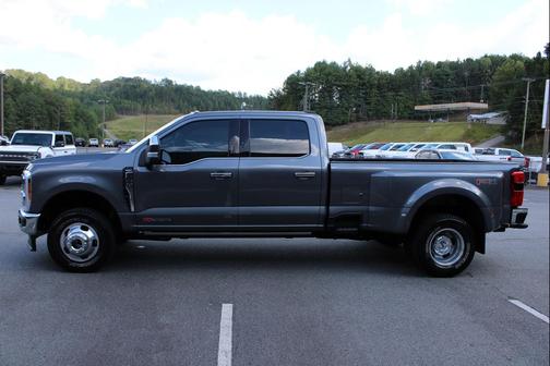 2023 Ford F-350 Lariat