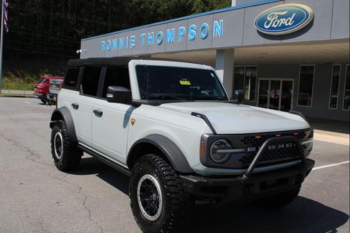 2022 Ford Bronco Badlands