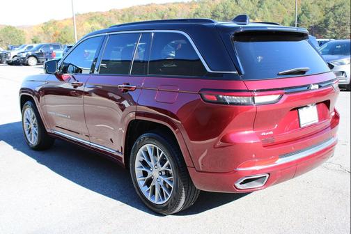 2025 Jeep Grand Cherokee Summit