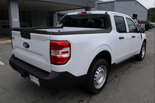 Oxford White 2026 Ford Maverick XL