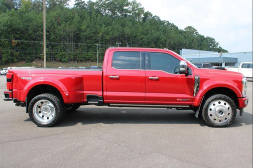 2023 Ford F-450 Platinum