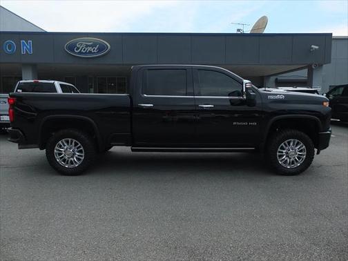 2022 Chevrolet Silverado 2500 High Country