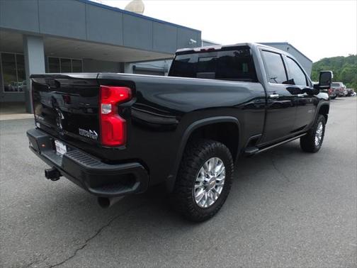 2022 Chevrolet Silverado 2500 High Country