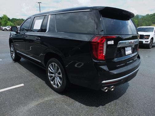 Onyx Black 2022 GMC Yukon XL Denali