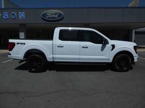Oxford White 2026 Ford F-150 XLT