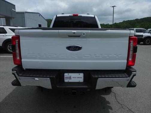 2025 Ford F-350 Lariat