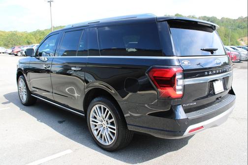 2023 Ford Expedition Max Platinum