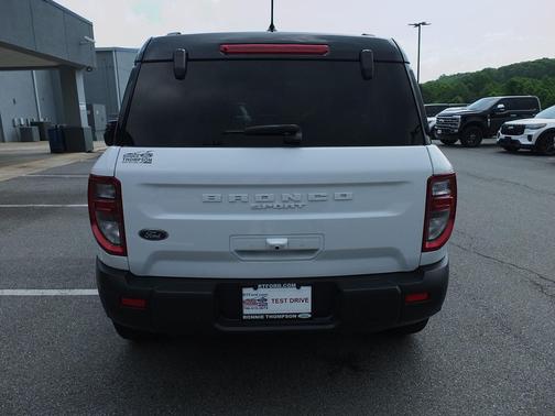 Oxford White 2025 Ford Bronco Sport Outer Banks