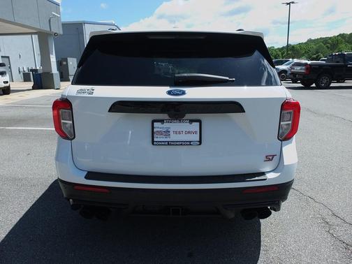 Star White Metallic Tri-Coat 2020 Ford Explorer ST