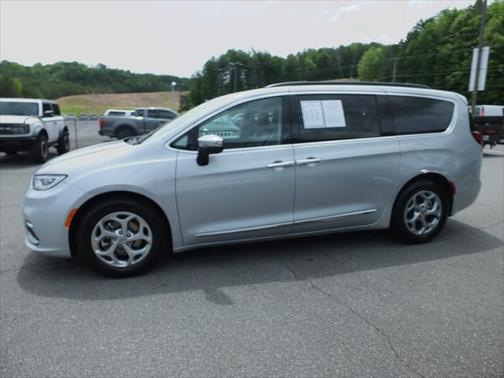 2023 Chrysler Pacifica Limited