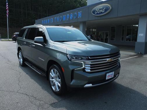 2023 Chevrolet Suburban 4WD High Country