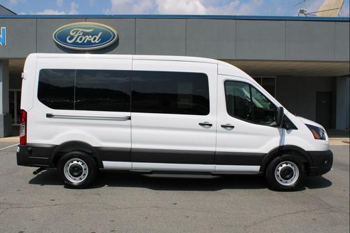 2025 Ford Transit-350 XL
