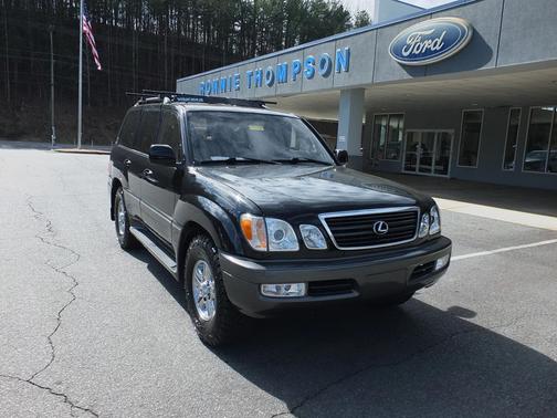 2002 Lexus LX 470 Base